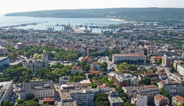 Как по-високите данъчни оценки ще променят пазара на имоти във Варна