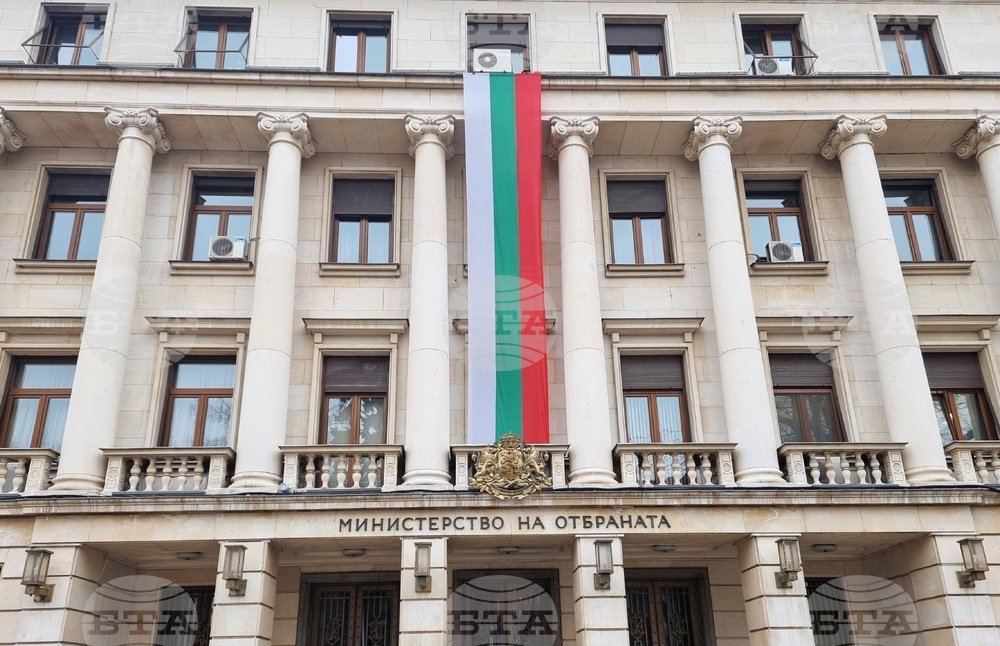 Италия и България обсъждат отбраната