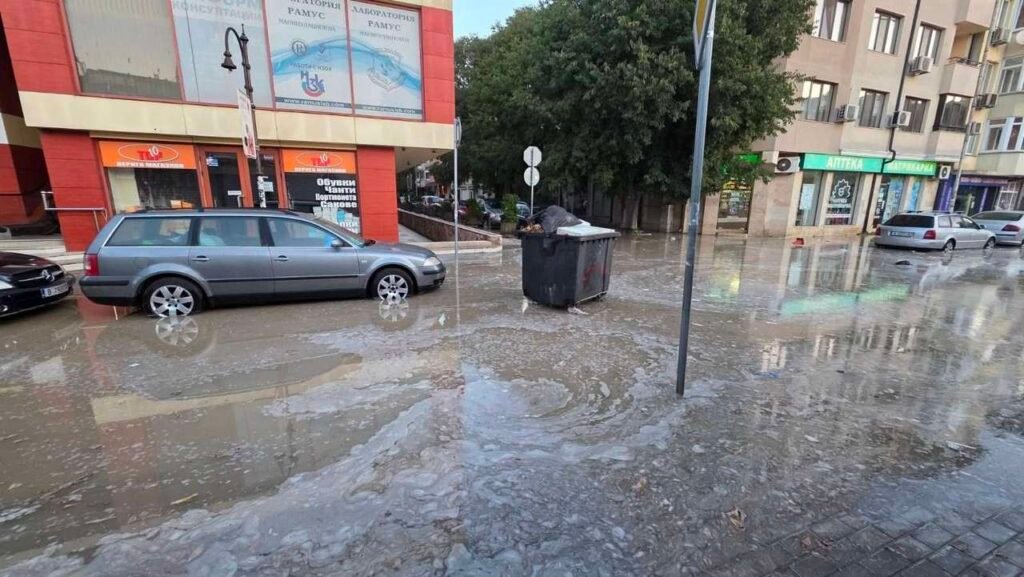 Голяма ВиК авария оставя части от Варна без вода до 21:00 часа