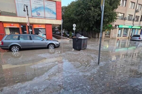 Голяма ВиК авария оставя части от Варна без вода до 21:00 часа