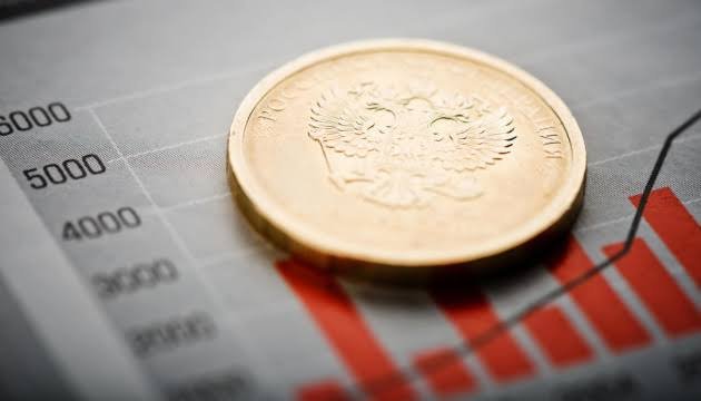 Руснаците са призовани да се запасяват с храни за Нова година: инфлацията се превръща в новото нормално