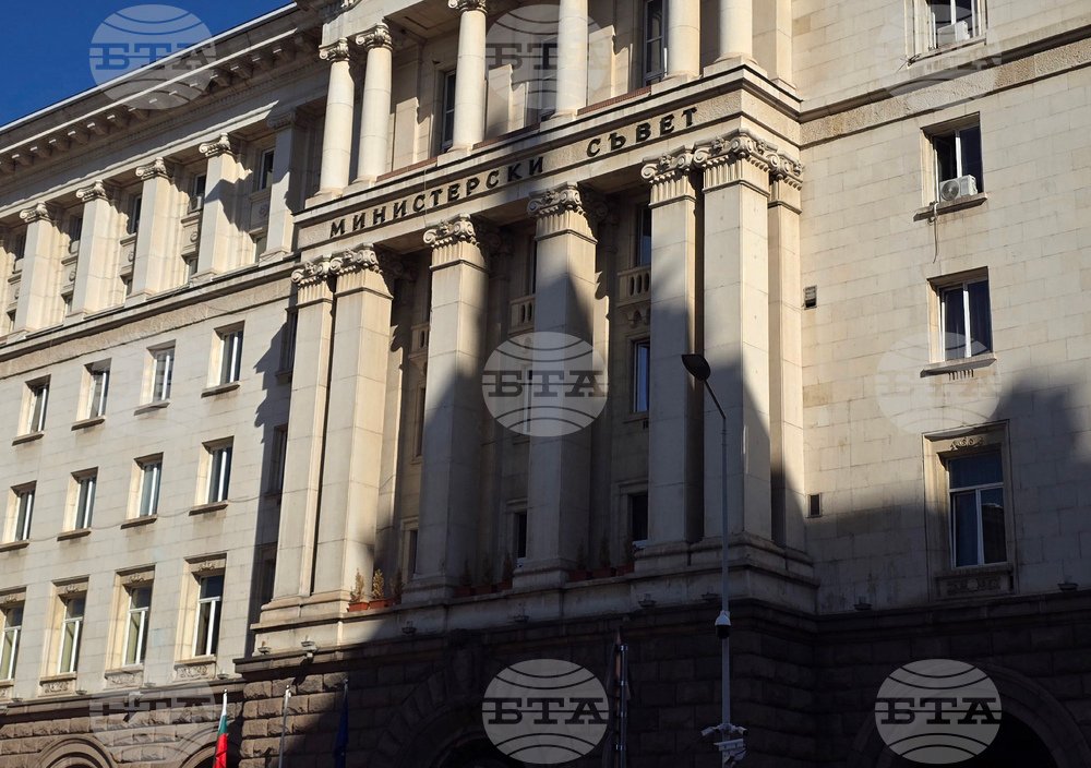 Правителството обсъжда компенсации за родители на деца, неприети в ясли