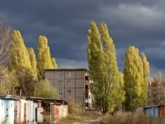 Имотният пазар дава сериозен сигнал: Сделките намаляват с 22%