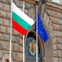България може да върне бюджетния дефицит в рамките на 3% през 2027 г.