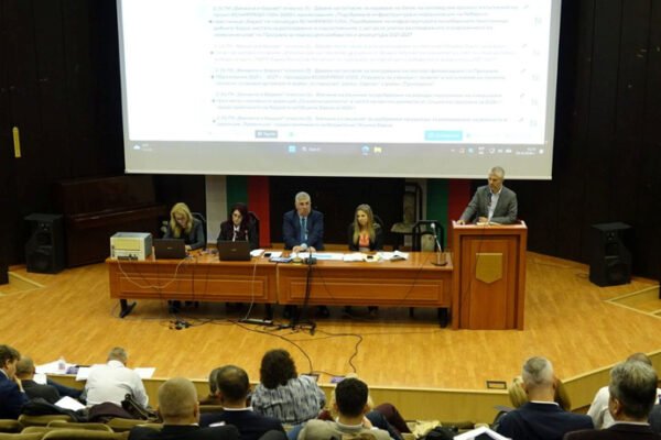 Варна подготвя собствено общинско дружество за чистотата и ремонтите