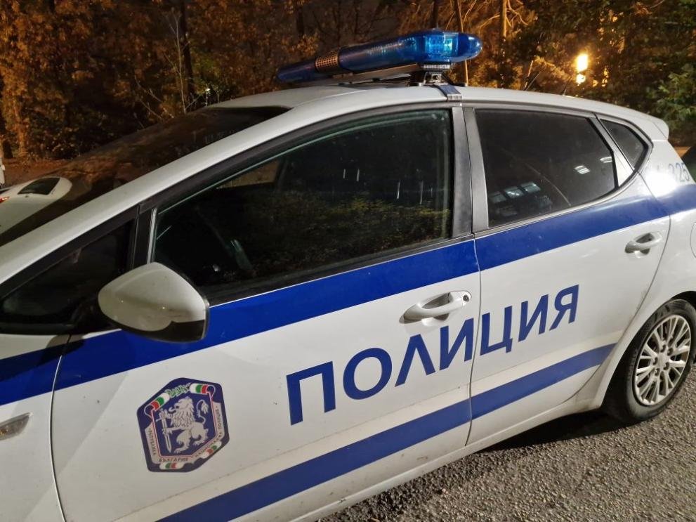 Удар между кола и джип блокира пътя София – Варна край Лясковец