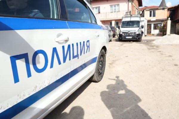 Полицейски акции в общините на ДПС и битката за балотажа.